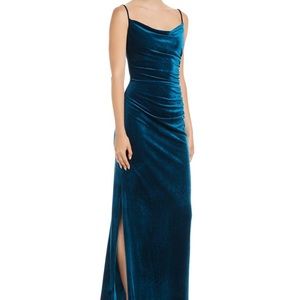Laundry by Shelli Segal ruched velvet gown